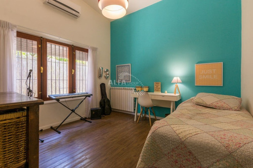 Imagen 8 de 16 de Mansa, Excelente Casa Cerca Del Mar !