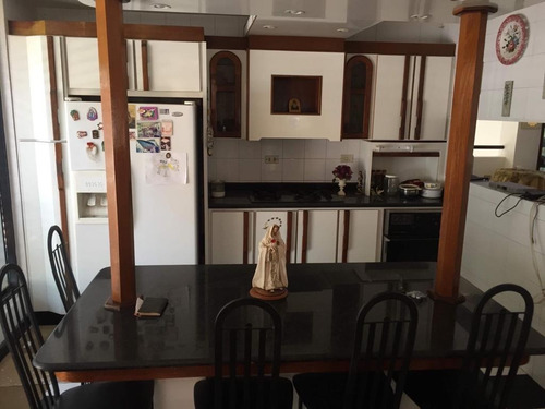 Imagen 2 de 24 de Se Vende Casa En La Urbanización El Castaño 04124827470