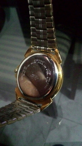 Relogio Seiko Classic Gold