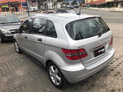 Imagem 6 de 12 de Mercedes-benz B200
