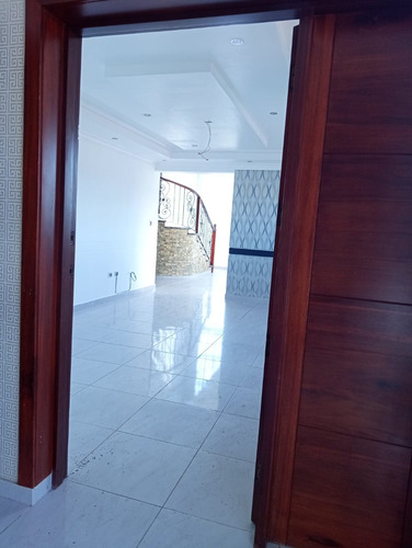 Vendo Penthouse Santo Domingo Este, Los Mameyes /coquitos Con Vista Al Mar. Precio: Us$ 260,000