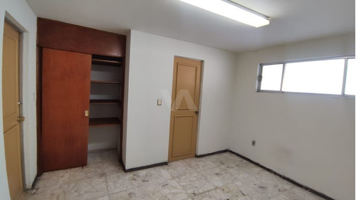 Imagen 24 de 30 de Casa En Renta De 3 Plantas Ideal Para Oficinas En Colonia Re