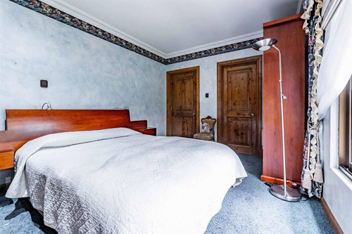 Depto En Venta De 3 Dorm + 2 Serv. Las Condes