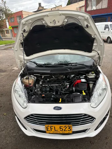Ford Fiesta 1.6 Titanium Mt