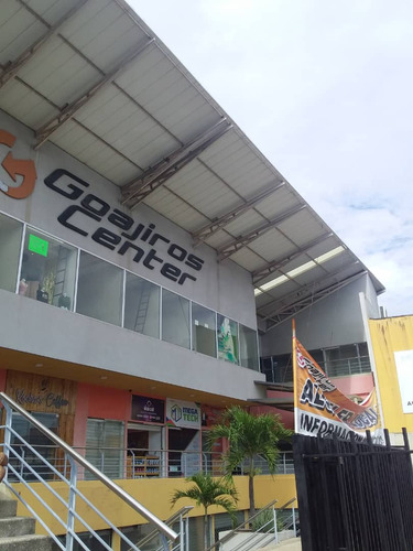 Se Vende Local Comercial En El Cc Goajiros Center 52-02