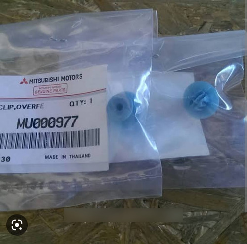 Presilha Moldura Mu000977 Pajero Dakar Kit Com 36 Uni