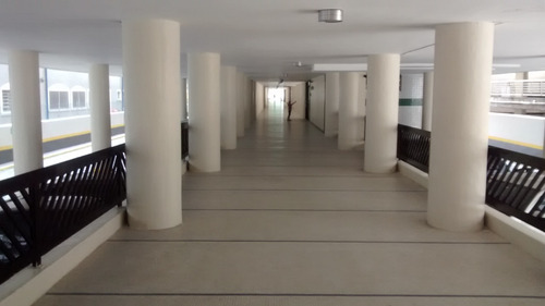 Imagem 6 de 14 de Pé Na Areia!!! Conheça A Cidade De Santos/sp.