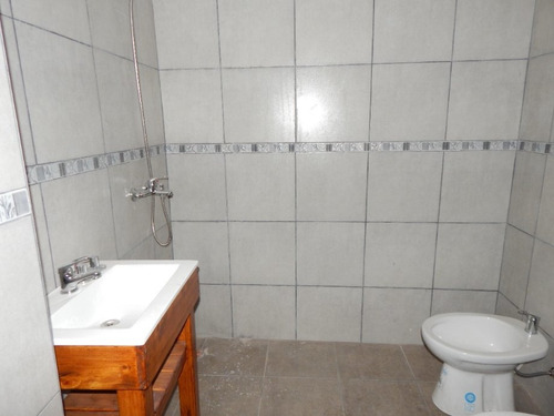 Imagen 4 de 14 de Vivienda En Blocks En Venta En Quilmes Oeste