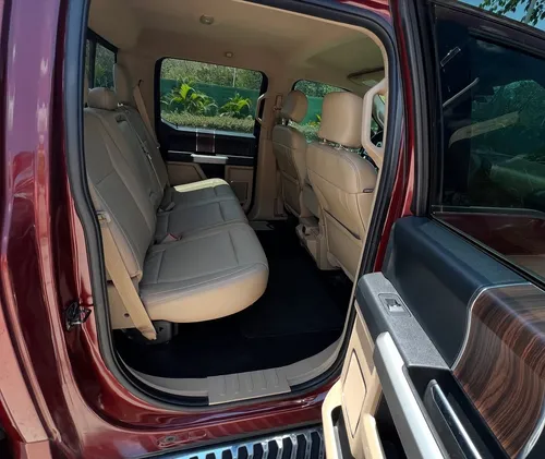 Ford F150 Lariat 2016