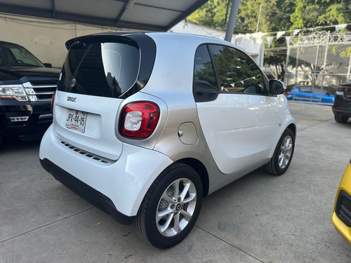 Smart Fortwo 8.9l Passion Convertible . At