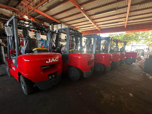Montacargas Jac Diesel Y Gas Lp Diferentes Capacidades Nuevo