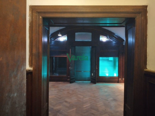 Imagen 8 de 24 de Venta Local Ciudad Vieja 3 Baños - Montevideo Ciudad Vieja