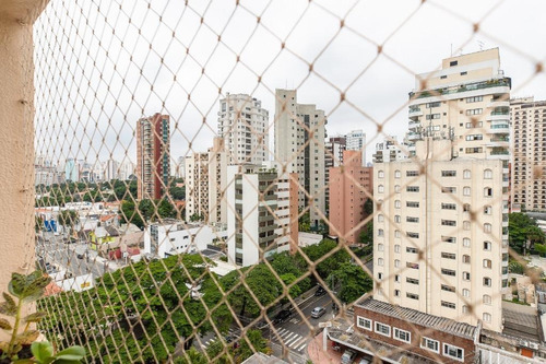 Imagem 4 de 19 de Apartamento À Venda No Bairro Moema - São Paulo/sp - O-17994-29929