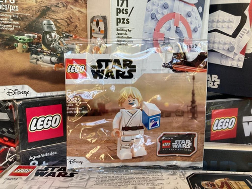 Lego Luke Skywalker With Blue Milk Polybag Star Wars 30625