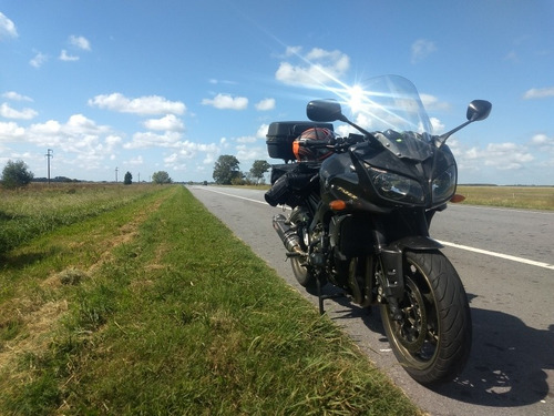 Yamaha Fz1 Fazer 1000 (no R1 Mt09 Cbr Gsxr Zx10)