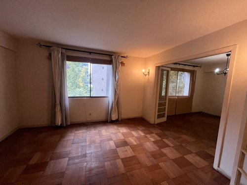 Amplio Depto En Ñuñoa: 3 Habitaciones, 2 Baños