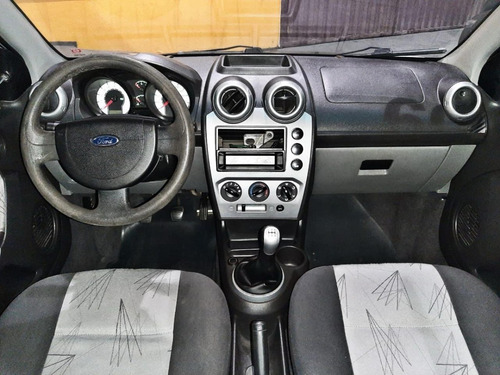 Ford Fiesta 1.6 Flex