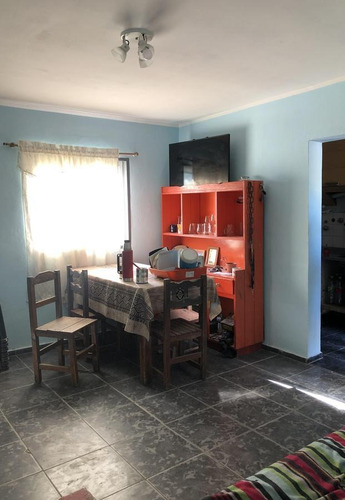 Imagen 1 de 9 de Casa De 3 Dormitorios En Esperanza