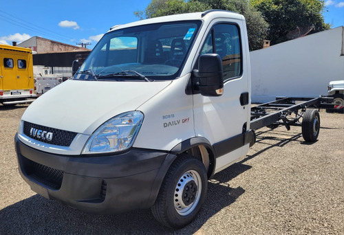 Iveco Daily 30s13 Chassi Alongado