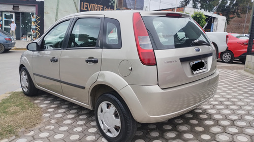 Ford Fiesta 1.6 Ambiente Plus