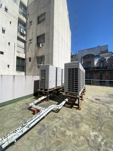 Edificio Comercial En Microcentro Venta Primer Piso