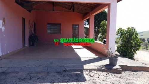 Chácara Em Paraibuna, Casa De 4 Dormitórios, Sendo 2 Suítes - 974