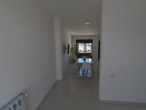Imagen 4 de 8 de Moderno Duplex En Venta Santa Margarita