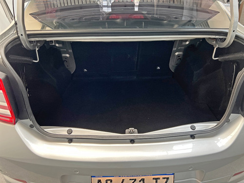 Renault Logan 1.6 Privilege 105cv