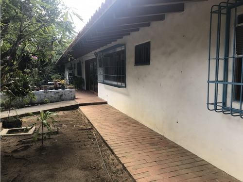 Venta Terreno 4072m2, Calle Cerrada Valle Arriba, Vista Campos De Golf