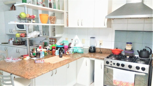 Casa À Venda Em Laranjeiras - 6 Quartos - 9 Banheiros -piscina-sauna-churrasqueira- 582 M2 - 26212