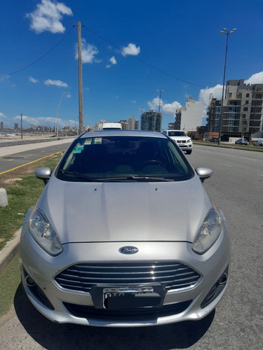 Ford Fiesta Titanium Power Shift 2014