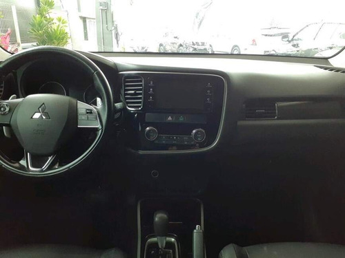 Imagem 5 de 13 de Outlander 2.0 16v Gasolina 4p Automático