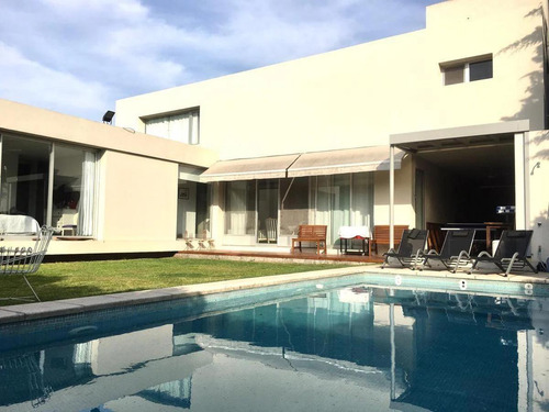 Casa En Venta 3 Dorm. En Las Glorietas, Nordelta, Tigre