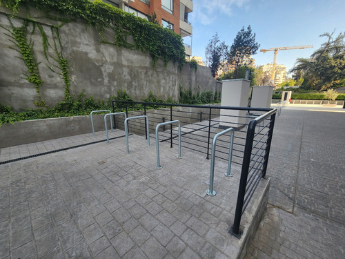 Local Esquina,,,,terraza De 107 M2.......edficio Premium !!!