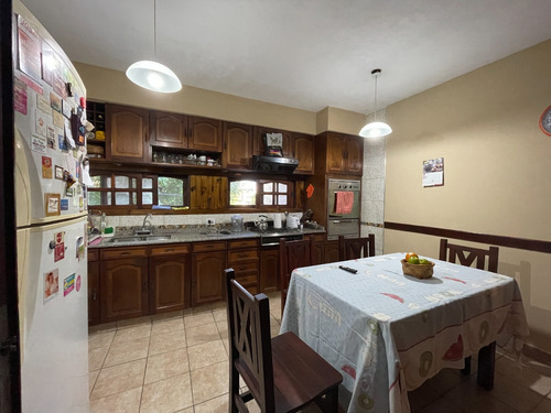Venta Duplex Castelar 4 Ambientes
