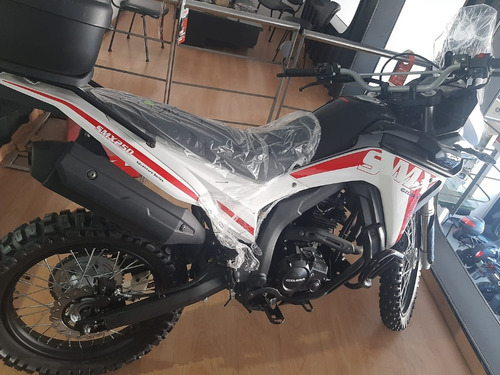 Imagen 3 de 15 de Gilera Enduro Smx 250 Adventure 0 Km!!!