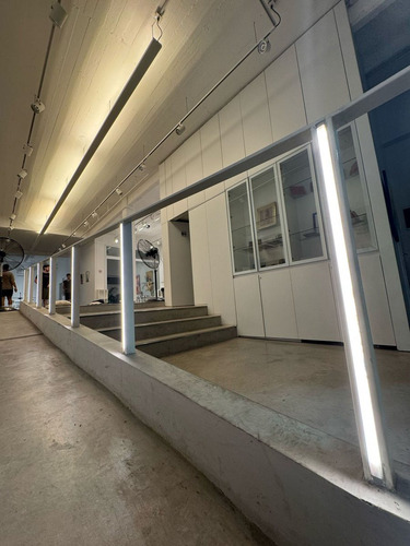 Alquiler - Excelente Local Comercial 3 Pisos