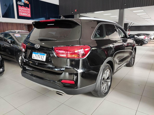 Imagem 4 de 16 de Kia Sorento 2.4 16v 4x2 Aut.