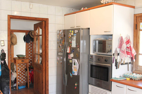 Parcela Con Casa En El Centro De Colina (100892)