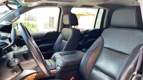 Chevrolet Suburban 5.3 V8 Premier Piel 2 Fila Asientos 4x4 At
