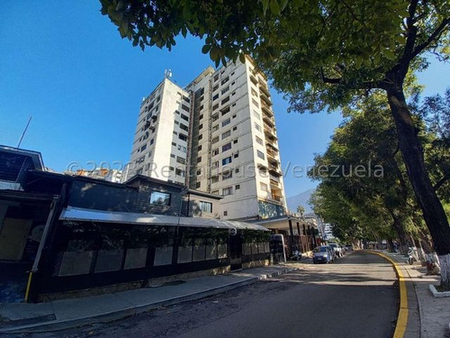 Apartamento En Venta Colinas De Bello Monte 24-9410 