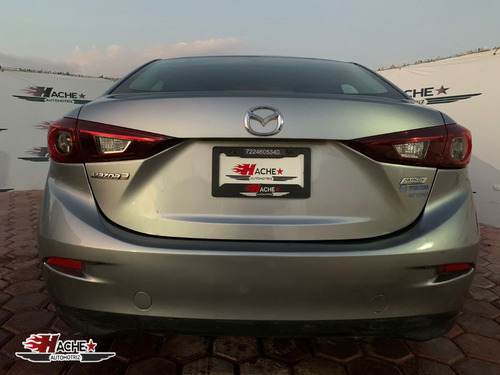 Imagen 10 de 11 de Mazda 3 2015
