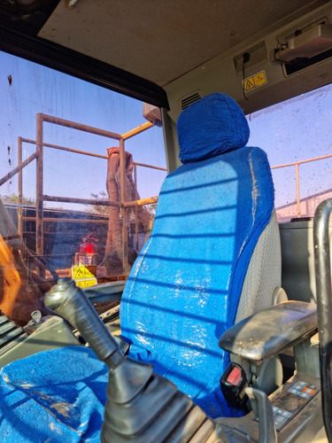 Imagem 9 de 12 de Caterpillar 318dl 2l