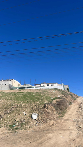 Terreno En Venta En Colonia Nueva Aurora Sur, Tijuana A Solo 5 Minutos De Plaza Bonita En Esquina Precio $90,000.00 Dolares