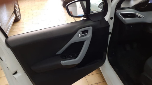 Peugeot 208 Allure 1.5