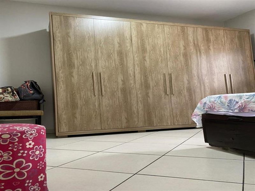 Ótima Casa Para Locação. 210 M², 3 Dormitórios Sendo 1 Suíte E 2 Vagas De Garagem. - 14479