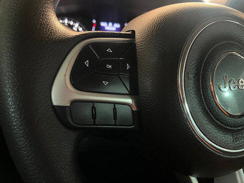 Jeep Renegade 1.8 4x2 Flex 16v Aut.