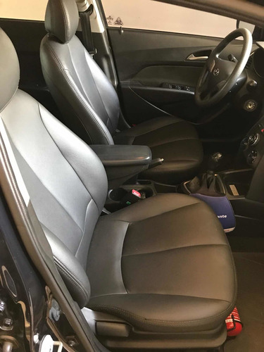Imagem 11 de 15 de Hyundai Hb20s 2014 1.6 Comfort Plus Flex 4p