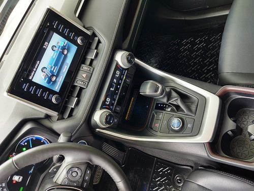 Imagen 13 de 25 de Toyota Rav4 2020 Limited 4x4 At Hibrida Hv Abasto Motors