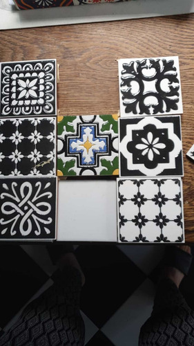 Imagen 2 de 8 de Ceramica 10x10 De Colores Por Unidad